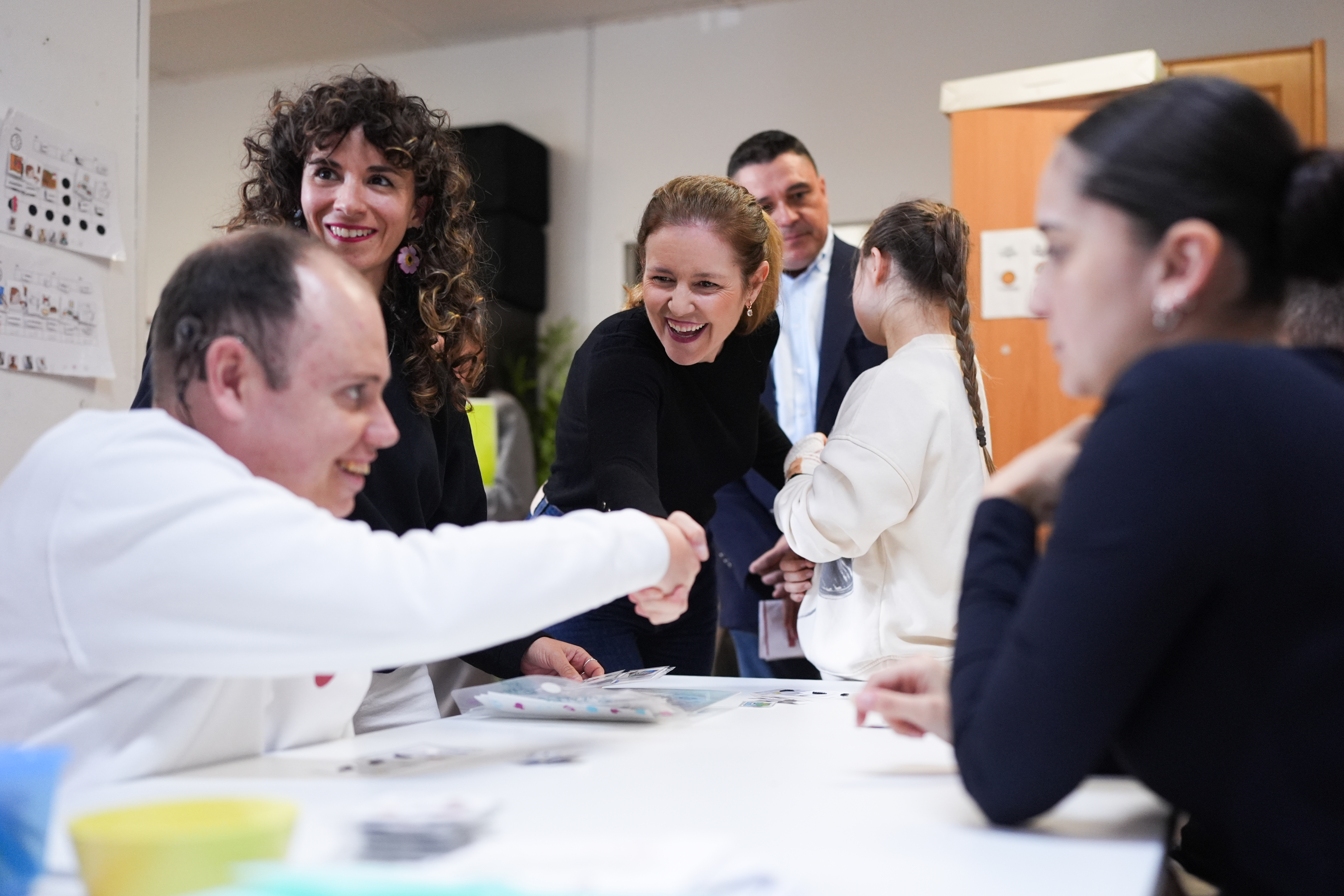 La Comunidad de Madrid presenta la primera Guía de empleo para personas con autismo en nuestro COFOIL YUNA